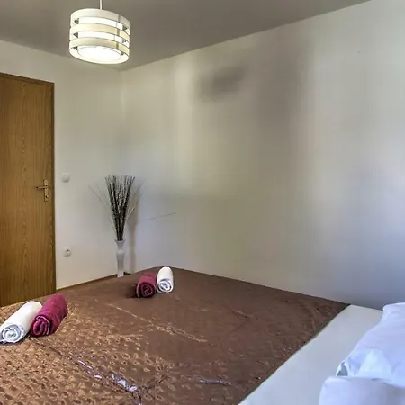 Apartman Ena 1 Betina